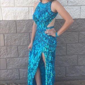 Formal Dresses and Suites